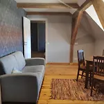 Moisa Linakoja Kuelalistemaja 招待所