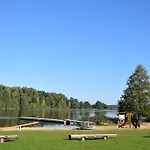 Moisa Linakoja Kuelalistemaja 招待所 *
