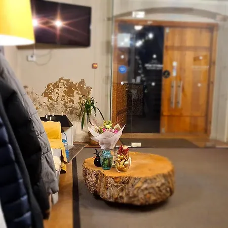 Mooste Moisa Linakoja Kuelalistemaja * Mooste