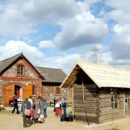 ゲストハウス Moisa Linakoja Kuelalistemaja Mooste