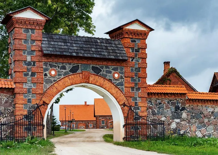 Moisa Linakoja Kuelalistemaja * Mooste